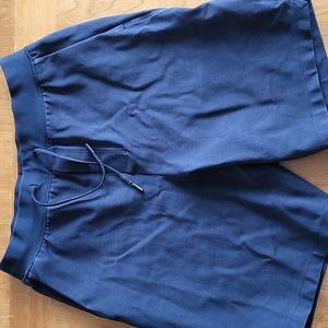 Lululemon men's drawstring shorts, size large, excellent condition
